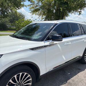 صورة 2 لـ 2022 Lincoln AVIATOR STANDARD