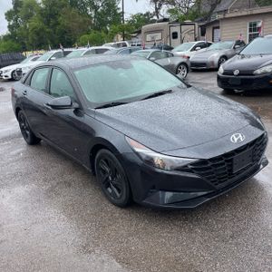 HYUNDAI ELANTRA SEL - 10