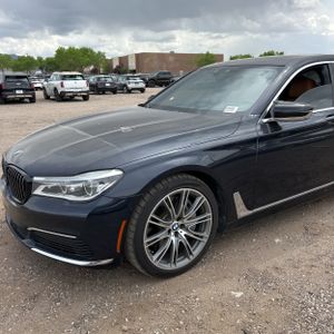 BMW 7-SERIES - 2