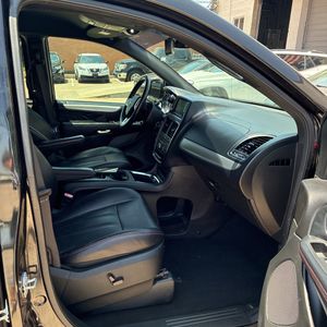 2019 Dodge GRAND CARAVAN GT — миниатюра 33