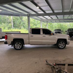 صورة 10 لـ 2015 Chevrolet SILVERADO 1500 LTZ