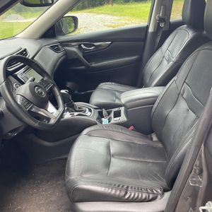 صورة 32 لـ 2017 Nissan ROGUE SL