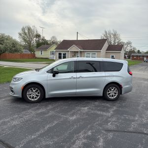 CHRYSLER PACIFICA TOURING L - 3