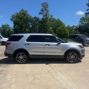 FORD EXPLORER SPORT - 10