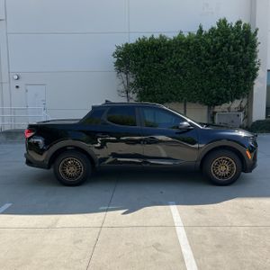 HYUNDAI SANTA CRUZ LIMITED - 10