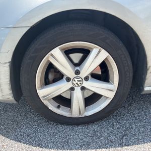 2013 Volkswagen PASSAT SE PZEV — миниатюра 17