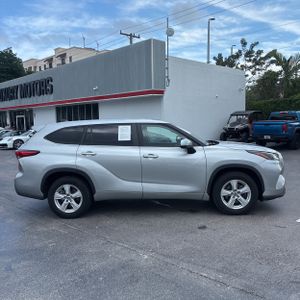 TOYOTA HIGHLANDER - 10