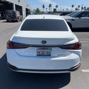 LEXUS ES 300H F SPORT HANDLING - 7