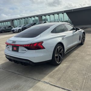 Audi RS e-tron GT quattro - 8