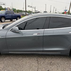 TESLA MODEL S BASE - 4