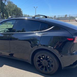 TESLA MODEL Y LONG RANGE - 6