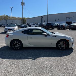 SUBARU BRZ LIMITED - 10