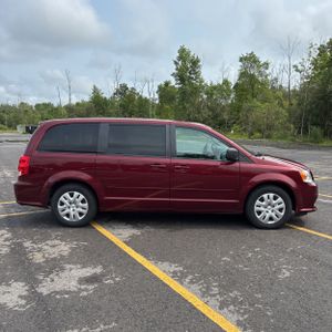 2017 Dodge GRAND CARAVAN SE — фото 10
