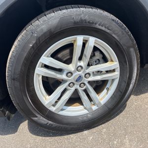 2021 FORD EXPLORER XLT 缩略图 17