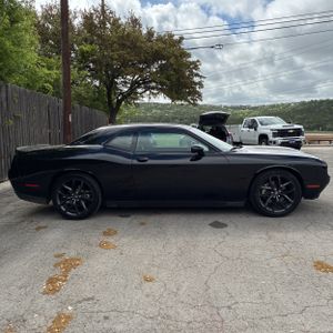 DODGE CHALLENGER GT - 10