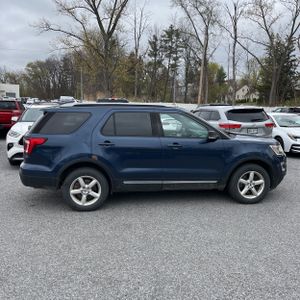FORD EXPLORER XLT - 10