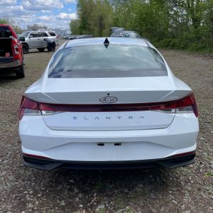 HYUNDAI ELANTRA SEL - 7