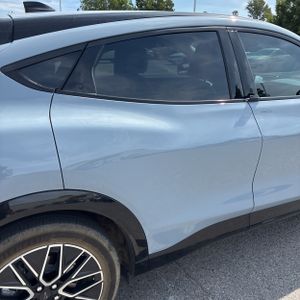 FORD MUSTANG MACH-E PREMIUM - 9