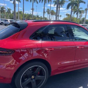 PORSCHE MACAN GTS - 9