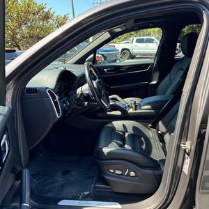 2019 Porsche CAYENNE E-HYBRID — фото 32