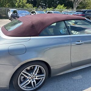 MERCEDES-BENZ E-CLASS - 9