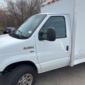 FORD E-350 CUTAWAY - 2