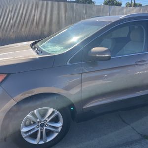 FORD EDGE SEL - 2