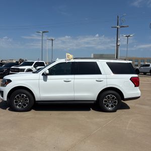 صورة 3 لـ 2024 FORD EXPEDITION XLT