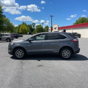 FORD EDGE SEL - 3