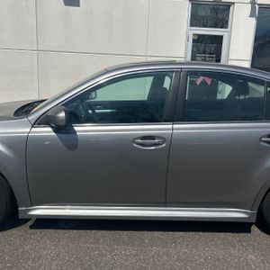 SUBARU LEGACY PREMIUM - 4