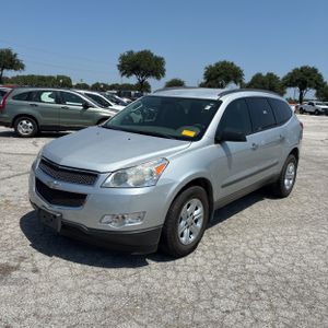 صورة 1 لـ 2010 Chevrolet TRAVERSE LS