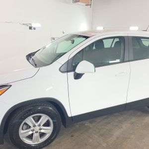 CHEVROLET TRAX LS - 2