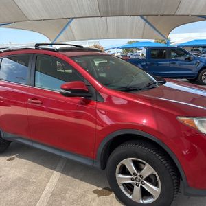 صورة 13 لـ 2014 Toyota RAV4 XLE