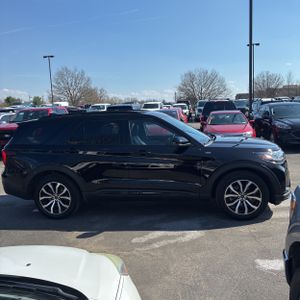 FORD EXPLORER ST-LINE - 10