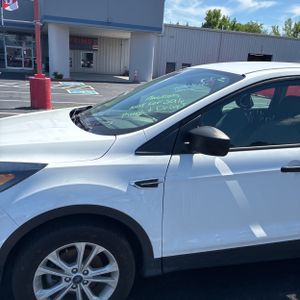 FORD ESCAPE S - 2