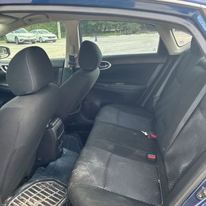 2019 Nissan SENTRA SR thumbnail 34