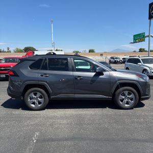 TOYOTA RAV4 - 10