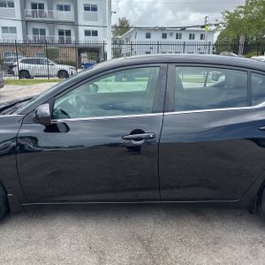 NISSAN SENTRA SV - 4