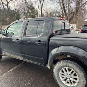 NISSAN FRONTIER SV - 6