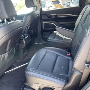 صورة 33 لـ 2024 KIA TELLURIDE S