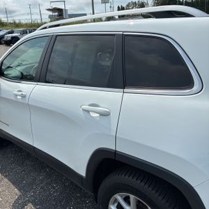 2017 JEEP CHEROKEE LATITUDE — фото 6