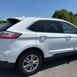 FORD EDGE SEL - 9