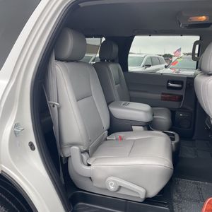 2022 Toyota SEQUOIA PLATINUM — миниатюра 34