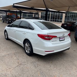 HYUNDAI SONATA - 4
