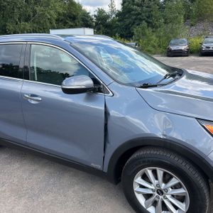 صورة 13 لـ 2019 KIA SORENTO LX