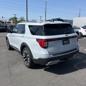 FORD EXPLORER PLATINUM - 5