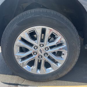 صورة مصغرة 17 لـ 2024 FORD F-150 XLT