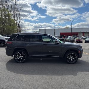 JEEP GRAND CHEROKEE SUMMIT RESERVE - 10