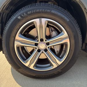 صورة 17 لـ 2017 Mercedes-BENZ GLC