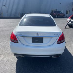 صورة 7 لـ 2015 Mercedes-BENZ C-CLASS